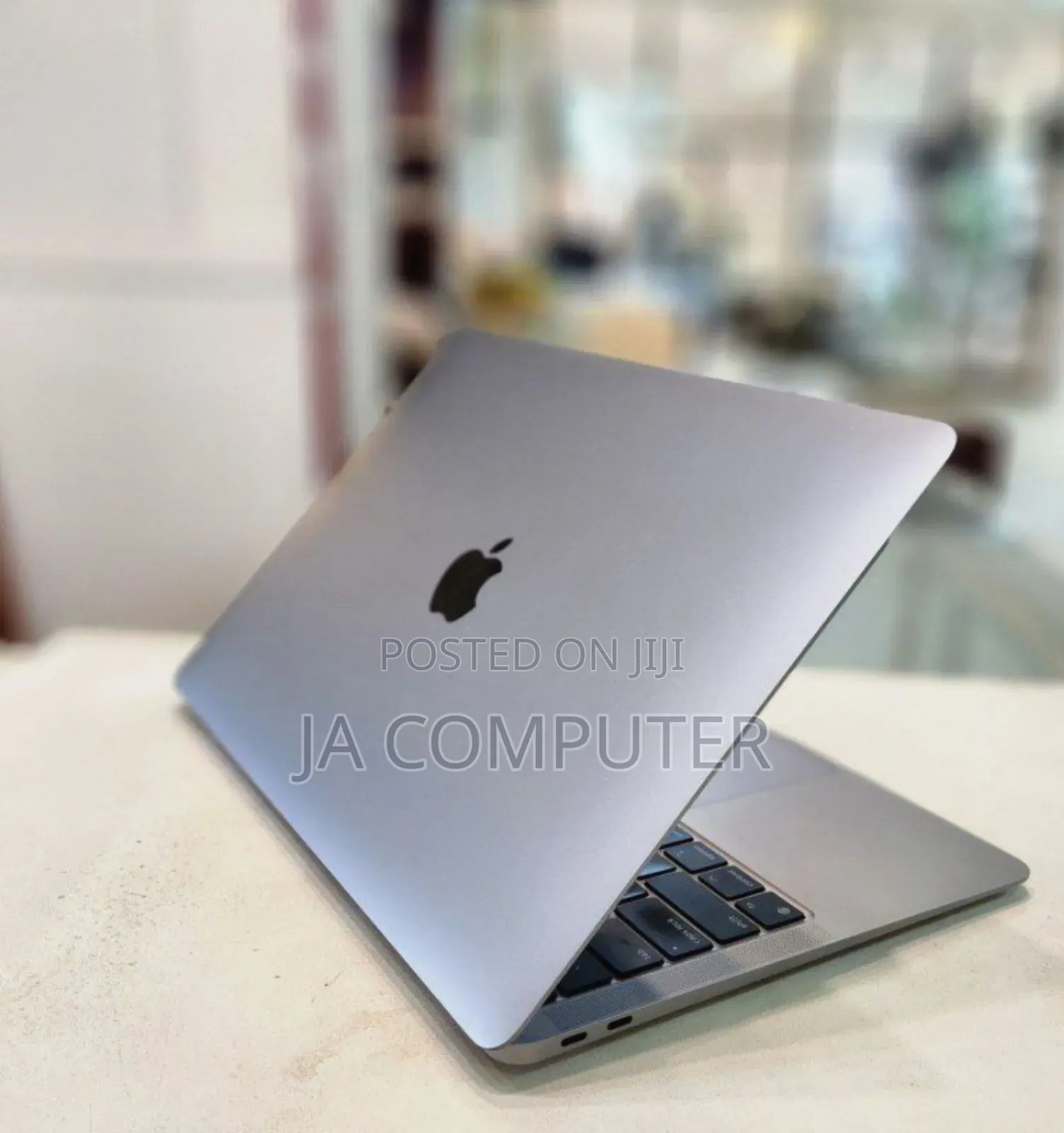 New Laptop Apple MacBook Air 2020 M1 16GB Apple M1 SSD 256GB