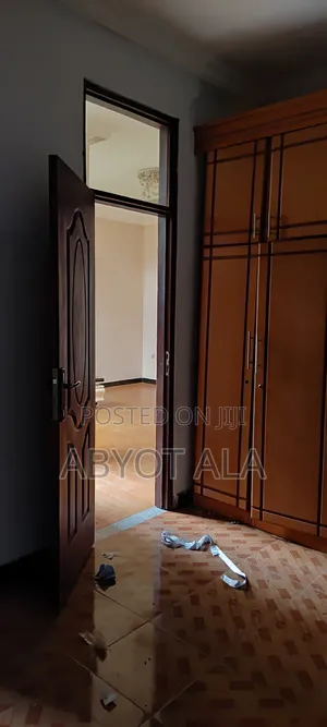 2bdrm House in Yeka for sale