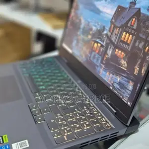 New Laptop Lenovo LOQ 15IRH8 16GB Intel Core i5 SSD 512GB