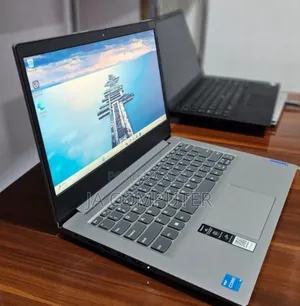 New Laptop Lenovo Ideapad 3 8GB Intel Core I3 SSD 256GB