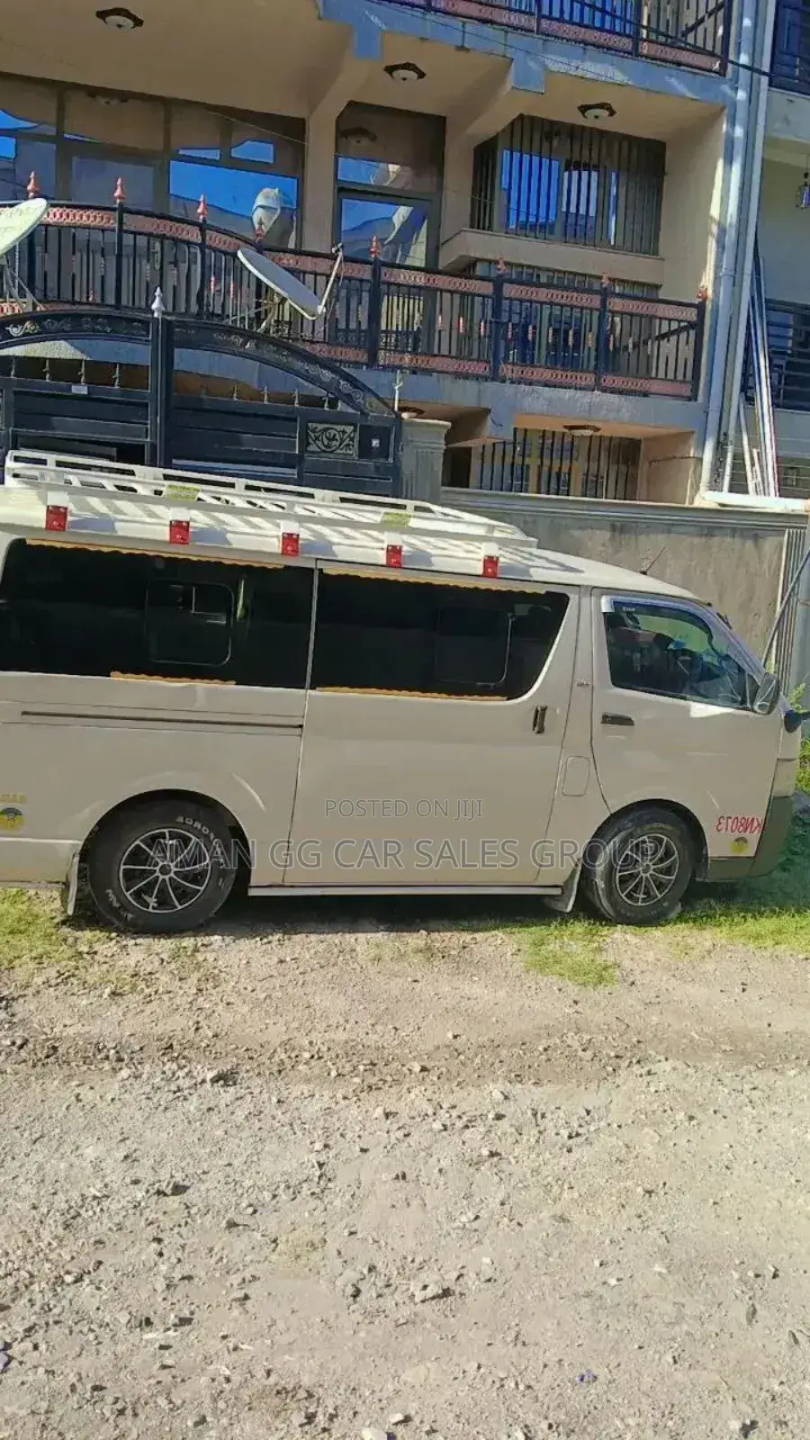 Toyota HiAce 2008 White