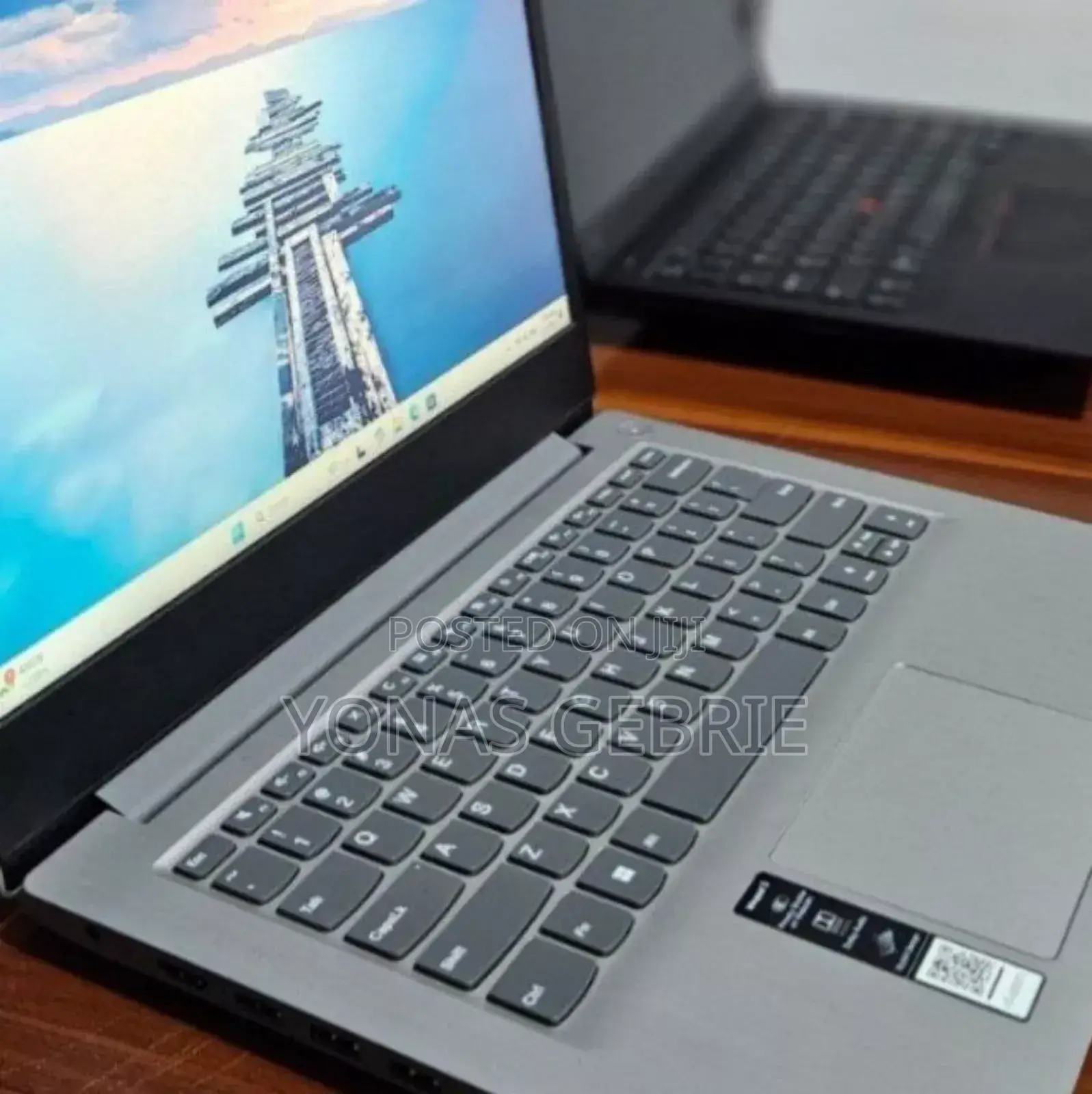 New Laptop Lenovo 8GB Intel Core I3 SSD 256GB