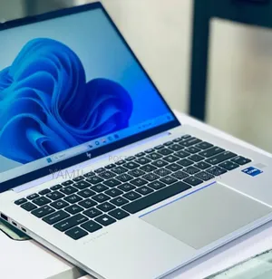 New Laptop HP EliteBook 640 G10 16GB Intel Core I5 SSD 512GB