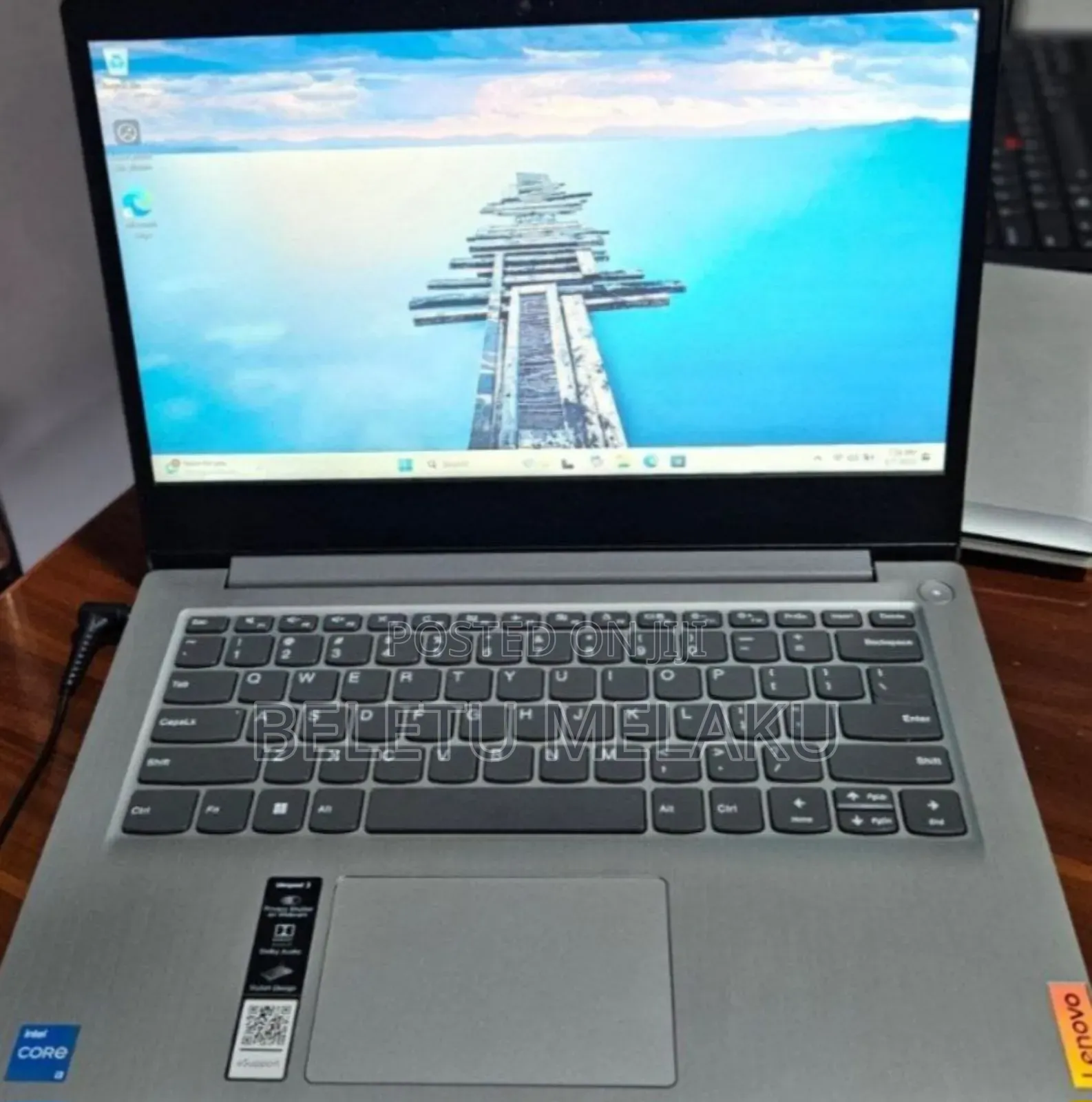 New Laptop Lenovo Ideapad 3 8GB Intel Core I3 SSD 256GB