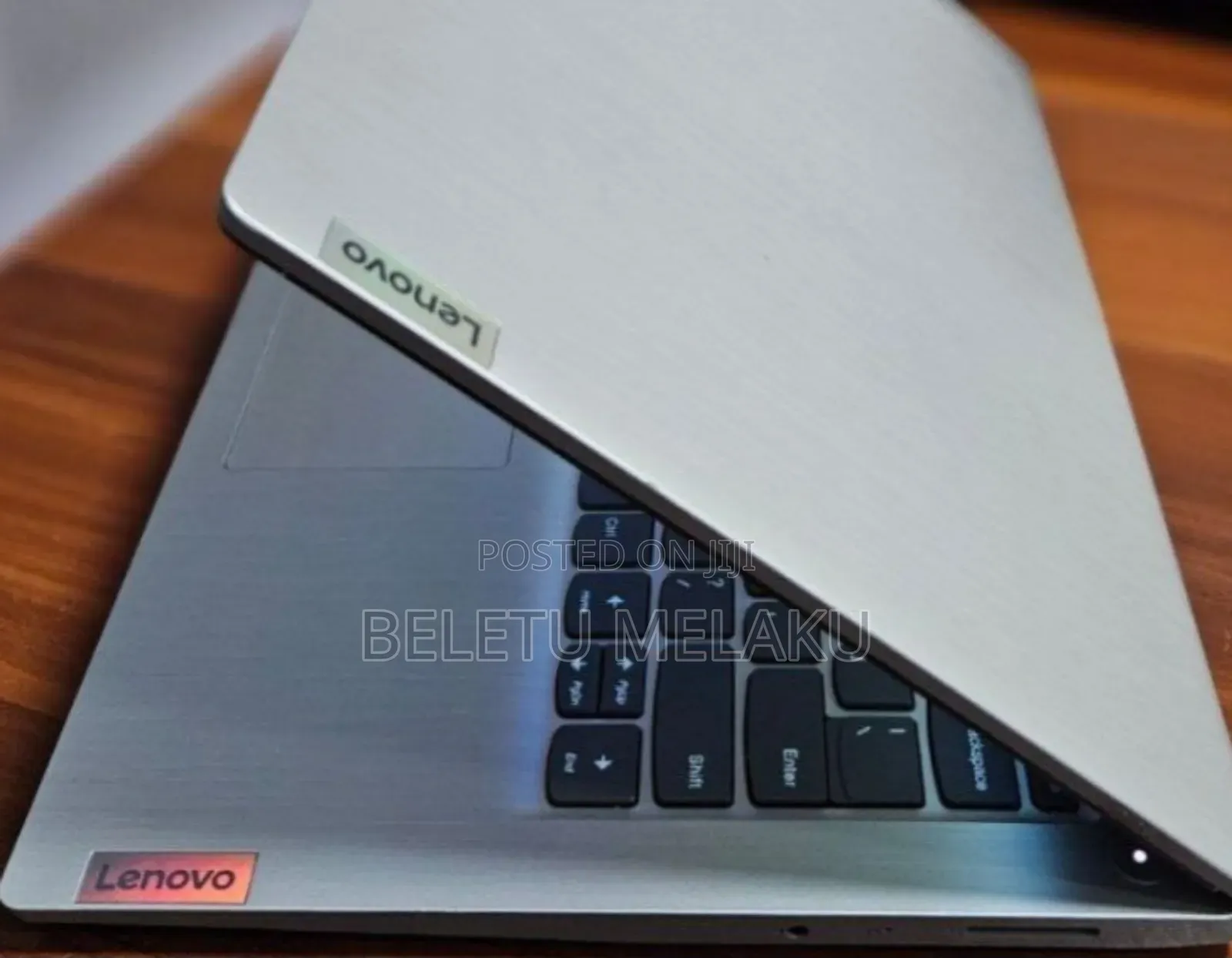 New Laptop Lenovo Ideapad 3 8GB Intel Core I3 SSD 256GB