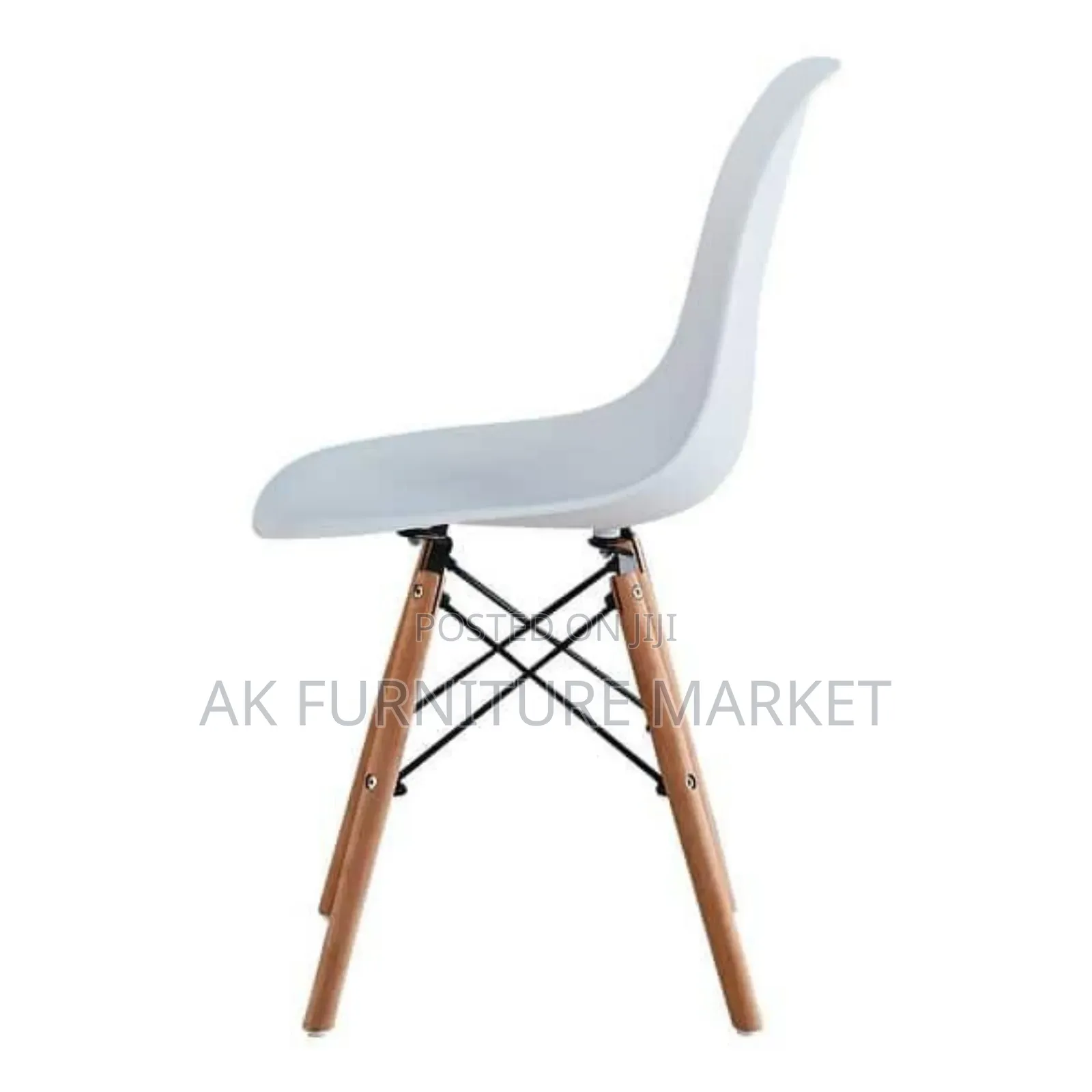 Modern Cafe and Restaurant Chair