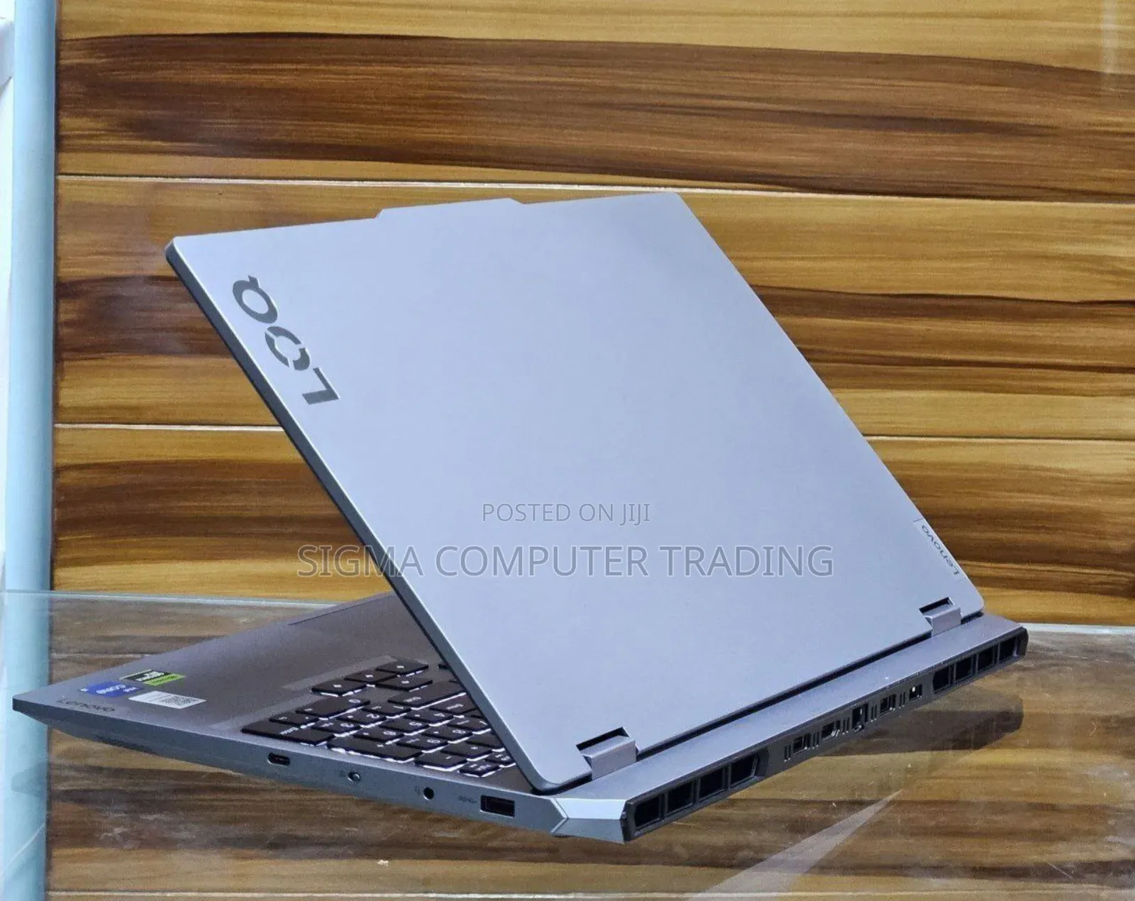 New Laptop Lenovo LOQ 15ARP9 16GB AMD Ryzen 7 SSD 512GB