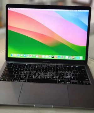 Photo - New Laptop Apple MacBook Pro 2020 M1 16GB Apple M1 Pro SSD 1T