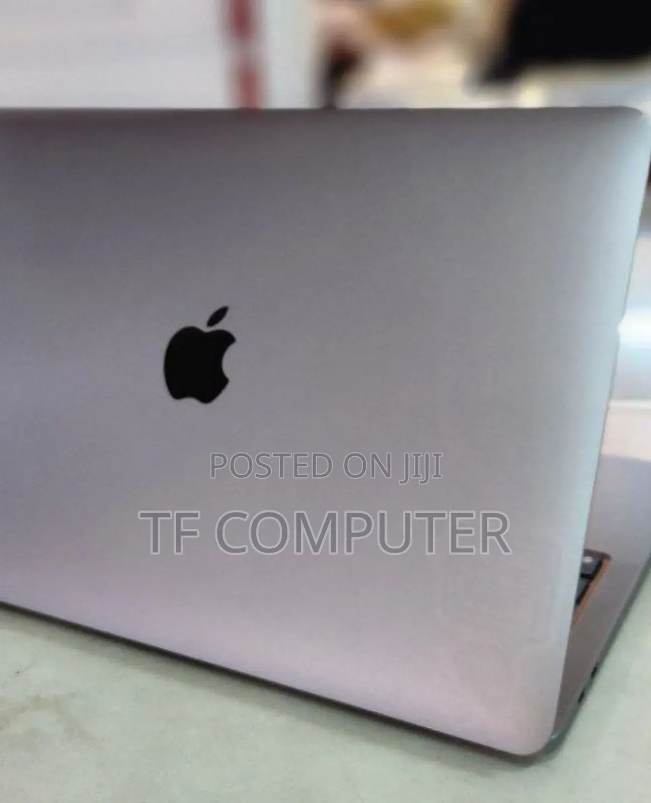 New Laptop Apple MacBook Pro 2020 M1 16GB Apple M1 Pro SSD 1T