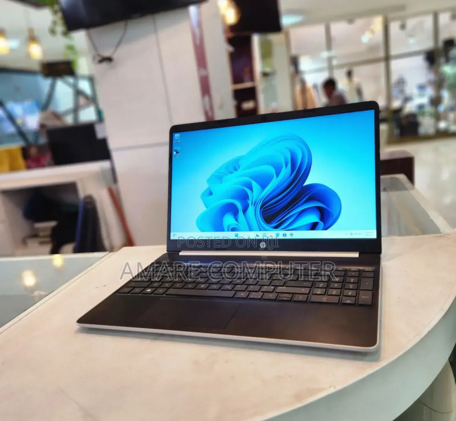 New Laptop HP Stream Notebook 8GB Intel Core I7 SSD 512GB