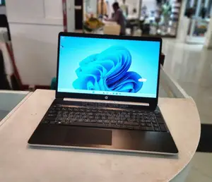 New Laptop HP Stream Notebook 8GB Intel Core I7 SSD 512GB