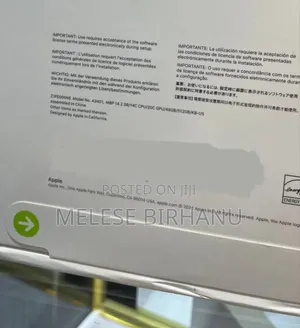 Photo - New Laptop Apple MacBook 48GB Apple M4 Pro SSD 512GB