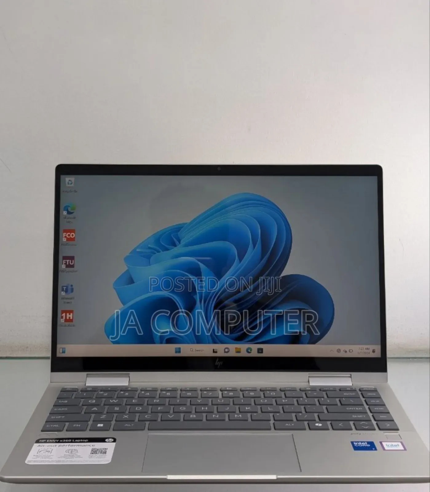 New Laptop HP Envy X360 16GB Intel Core Ultra 7 SSD 512GB
