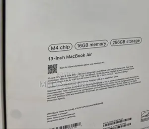 New Laptop Apple MacBook 16GB Apple M4 SSD 256GB