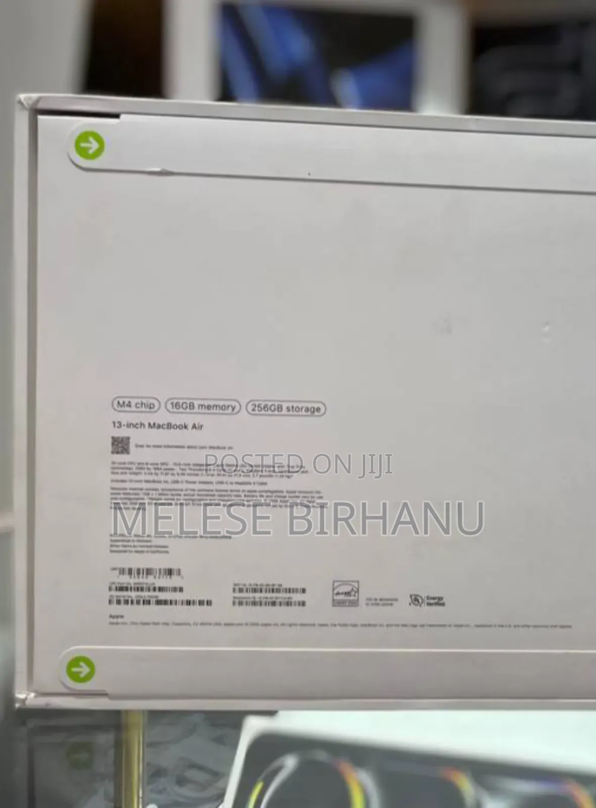 New Laptop Apple MacBook 16GB Apple M4 SSD 256GB