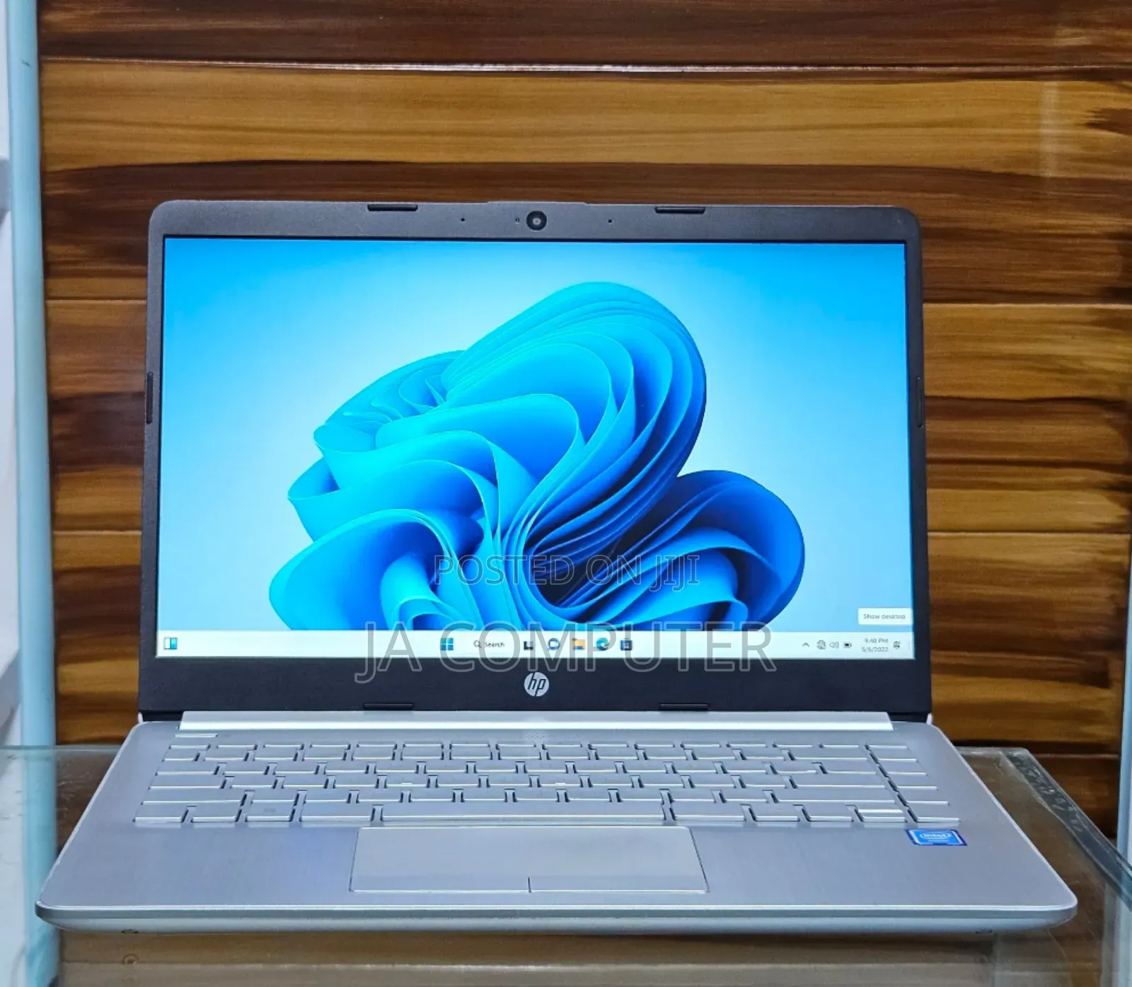 New Laptop HP Stream Notebook 8GB Intel Celeron SSD 60GB