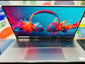 Photo - New Laptop Dell Precision 15 3520 32GB Intel Core I7 SSD 512GB