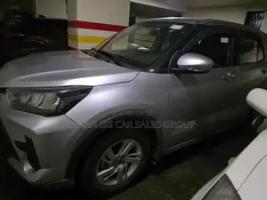 Toyota Raize 2023 Silver