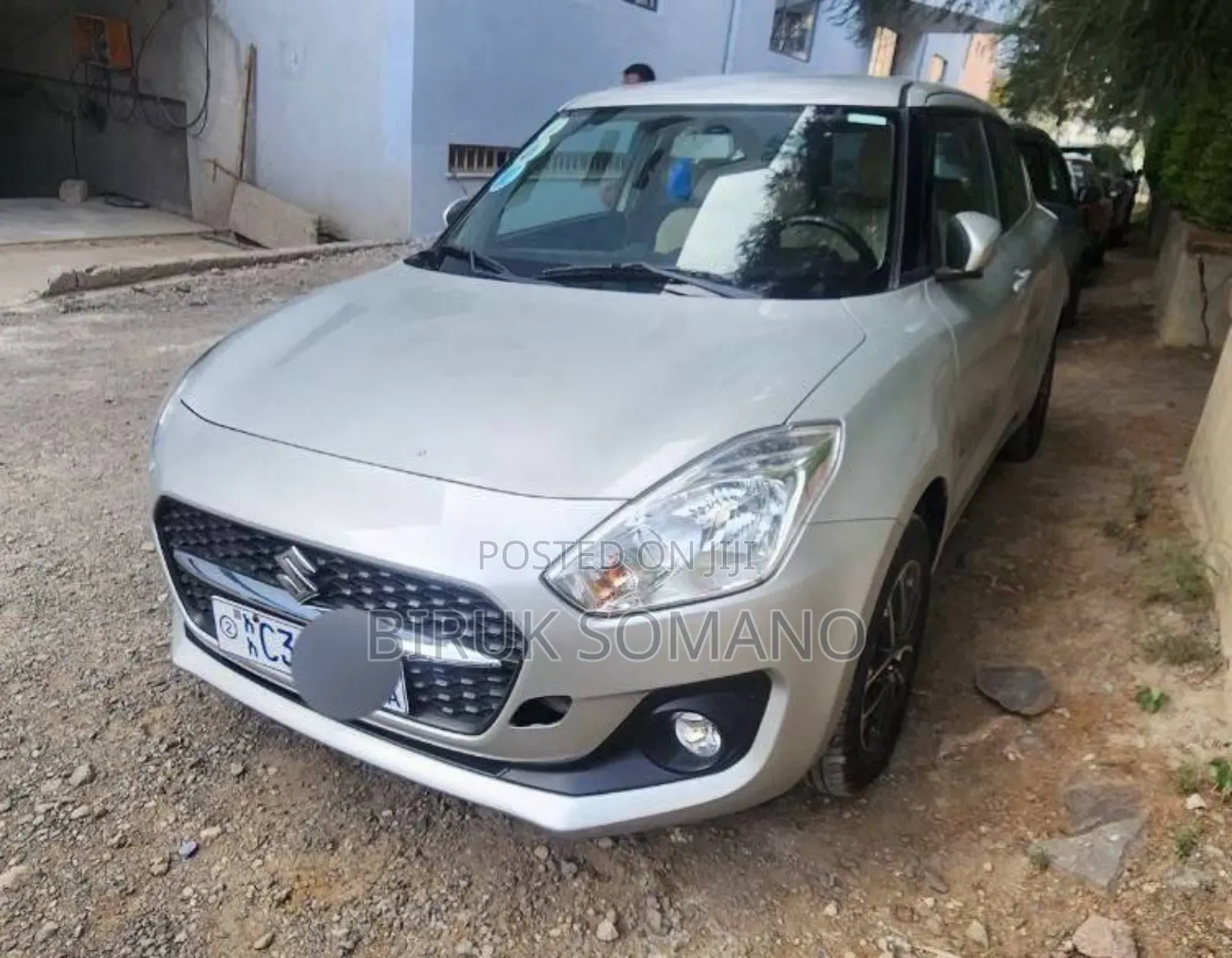 Suzuki Swift 2023 Silver
