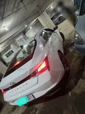 Hyundai Elantra 2021 White