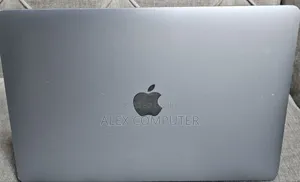 Photo - New Laptop Apple MacBook Pro 2017 16GB Intel Core I5 SSD 256GB