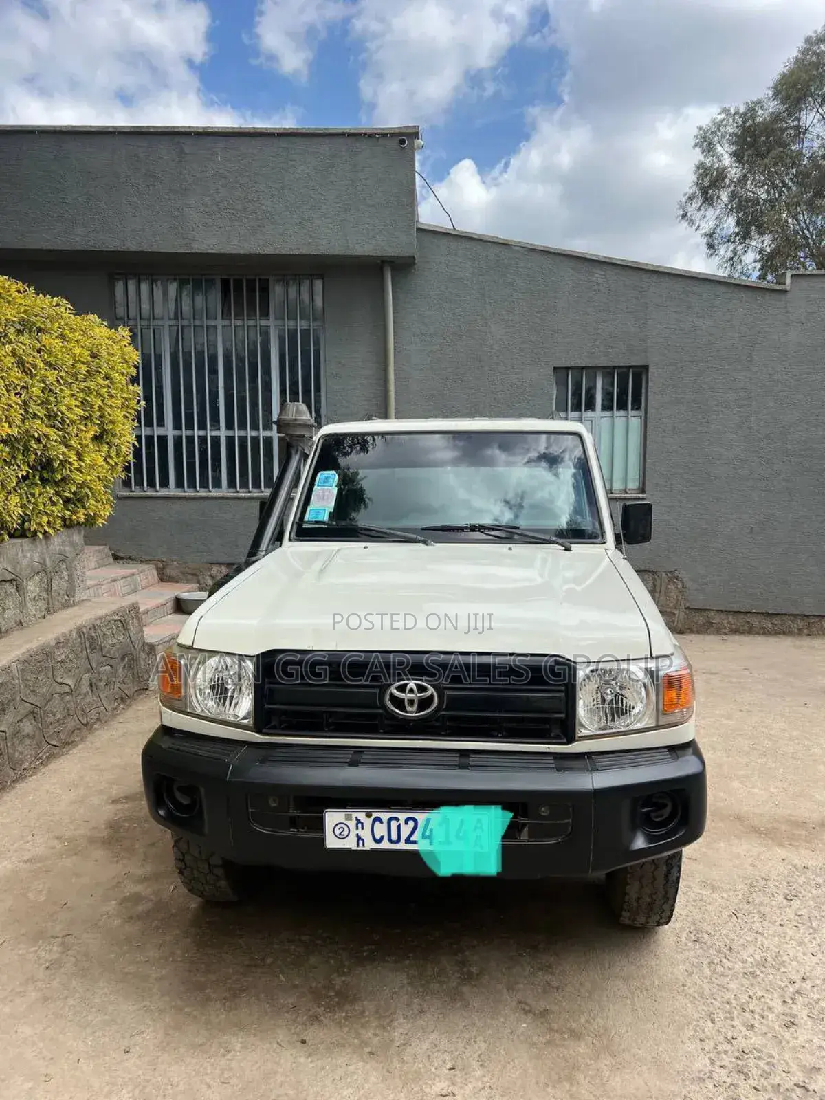 Toyota Land Cruiser 2015 White