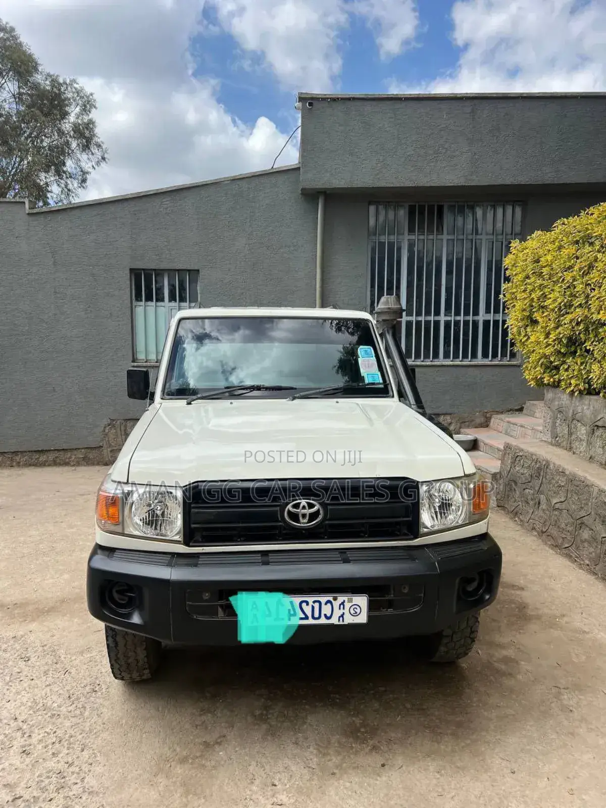 Toyota Land Cruiser 2015 White