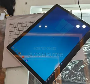 New Laptop Microsoft Surface 16GB Intel Core I7 SSD 256GB