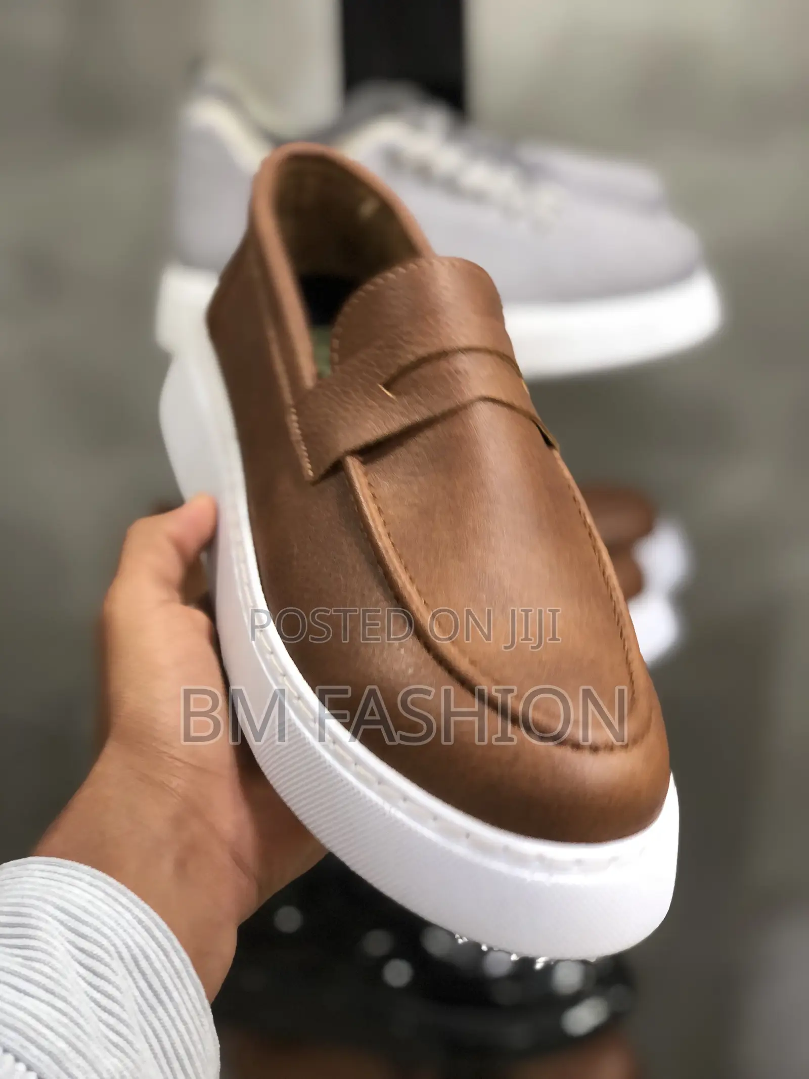 Chekich Flat Loafers Brown