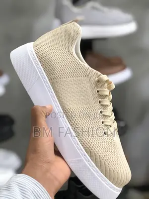 Chekich Creamy Sneakers