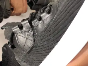 Chekich Black Sneakers for Men’S