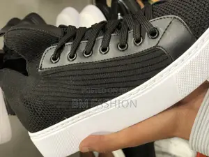 Chekich Sneakers Black and White