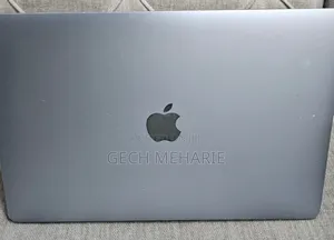 Photo - New Laptop Apple MacBook Pro 2017 16GB Intel Core I5 SSD 256GB