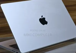 Photo - New Laptop Apple MacBook Pro 2023 M3 Pro 14-Inch 8GB Intel SSD 512GB