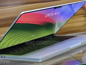 New Laptop Apple MacBook Pro 2023 M3 Pro 14-Inch 8GB Intel SSD 512GB