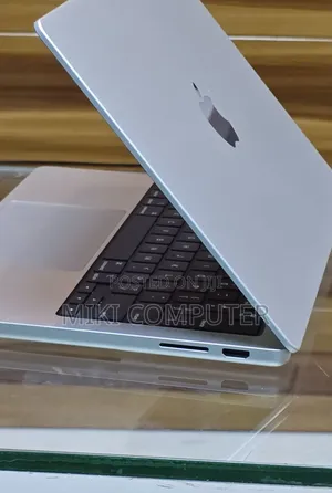 New Laptop Apple MacBook Pro 2023 M3 Pro 14-Inch 8GB Intel SSD 512GB