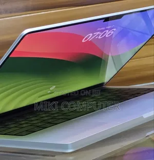 New Laptop Apple MacBook Pro 2023 M3 Pro 14-Inch 8GB Intel SSD 512GB