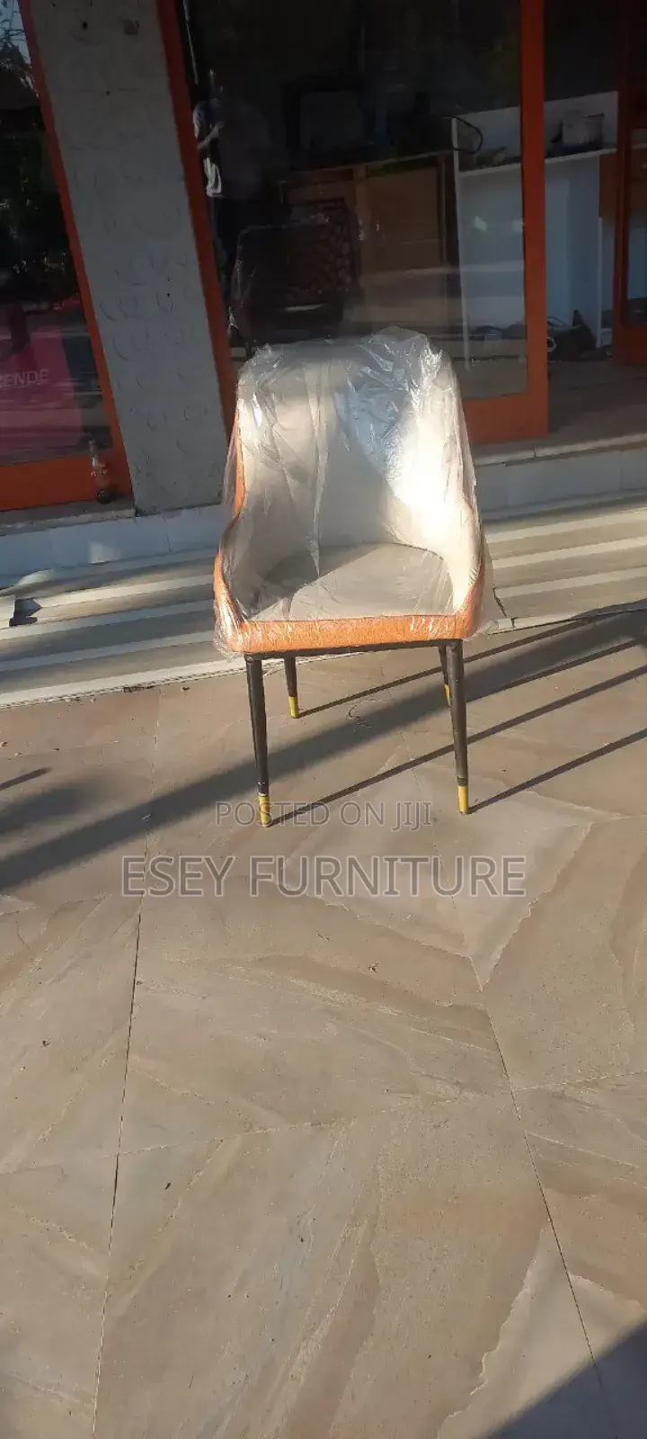 Dining Hotel Restaurant Chairs Metal Leg Very Comfortable