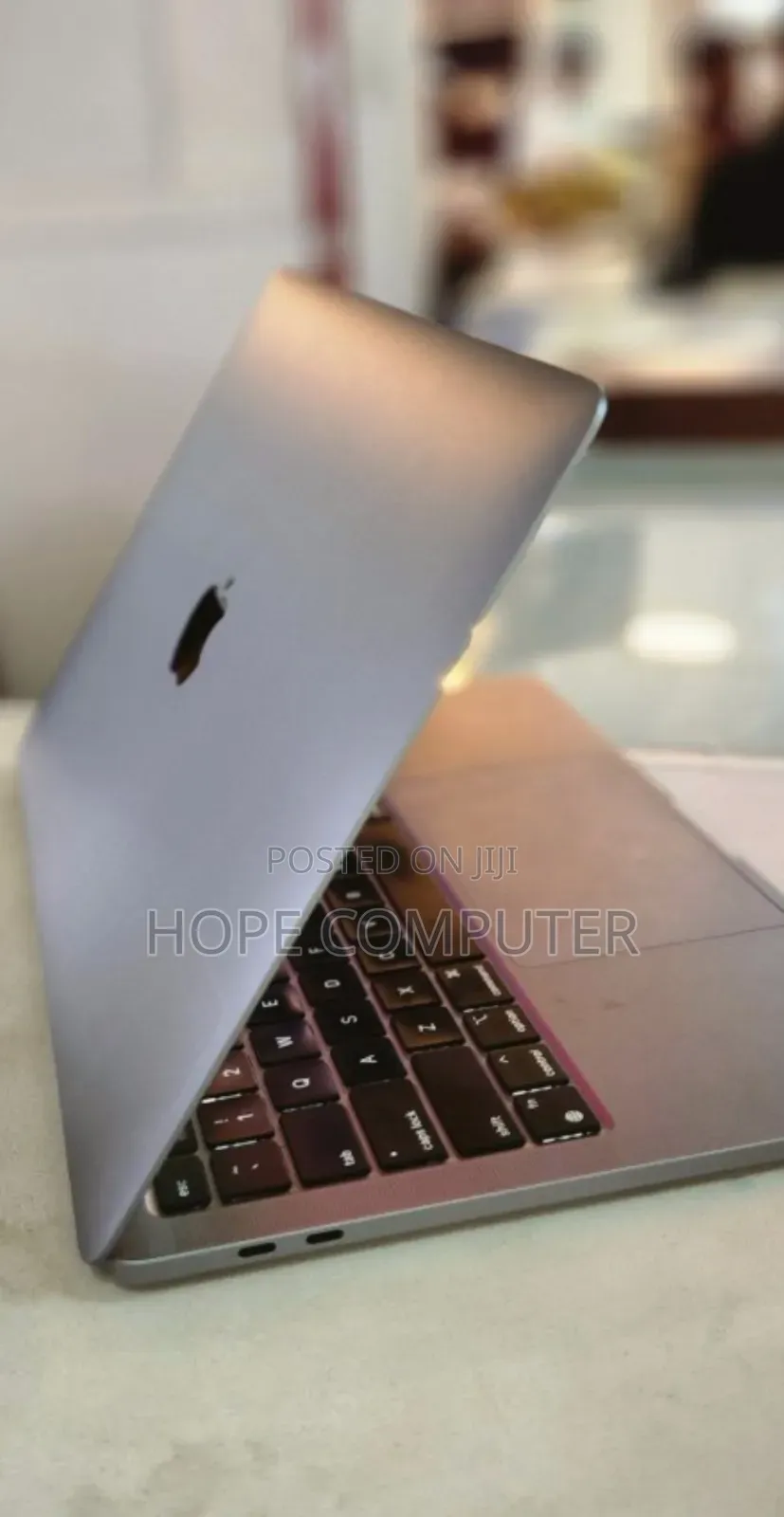 New Laptop Apple MacBook Pro 2020 M1 16GB Apple M1 SSD 1T