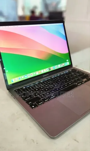 New Laptop Apple MacBook Pro 2020 M1 16GB Apple M1 SSD 1T