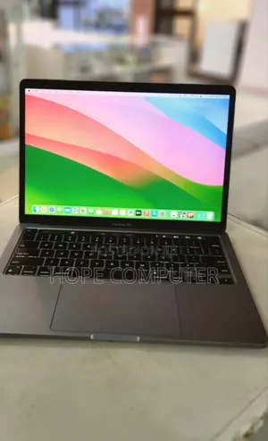 New Laptop Apple MacBook Pro 2020 M1 16GB Apple M1 SSD 1T