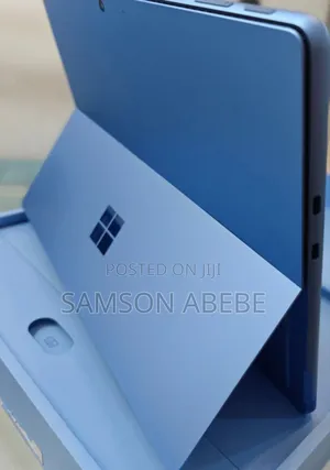 New Microsoft Surface Pro 11th Edition, a Copilot+ PC 16GB SSD 512GB