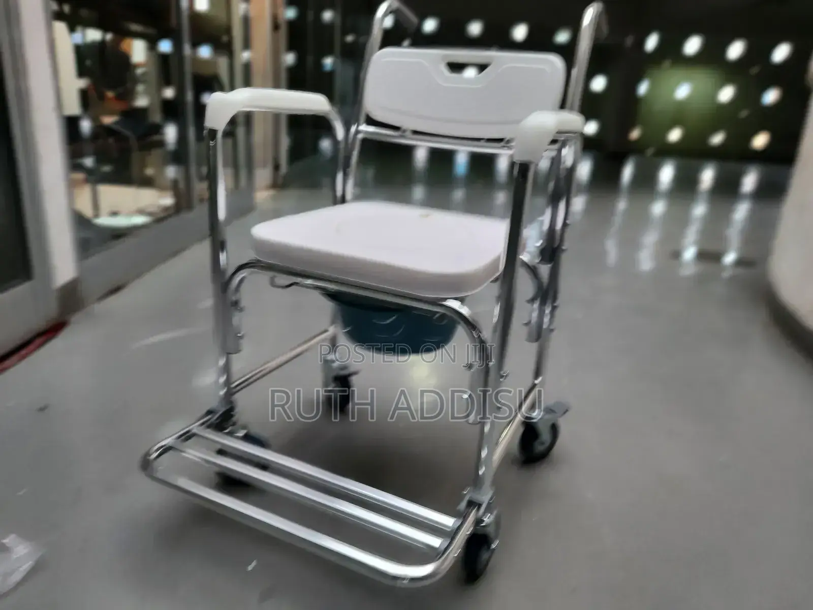 Commode Mini Wheel Chair2፯commode Chair7፯commode Medical