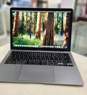 New Laptop Apple MacBook Air 2020 M1 16GB Apple M1 SSD 256GB
