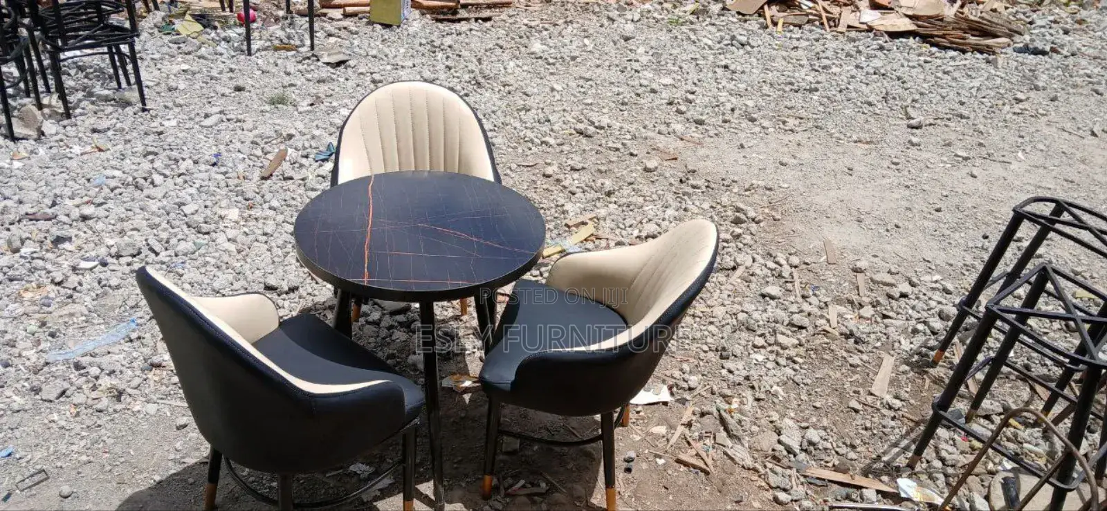 High Quality Lezer Chair Metal Legs Dining Table