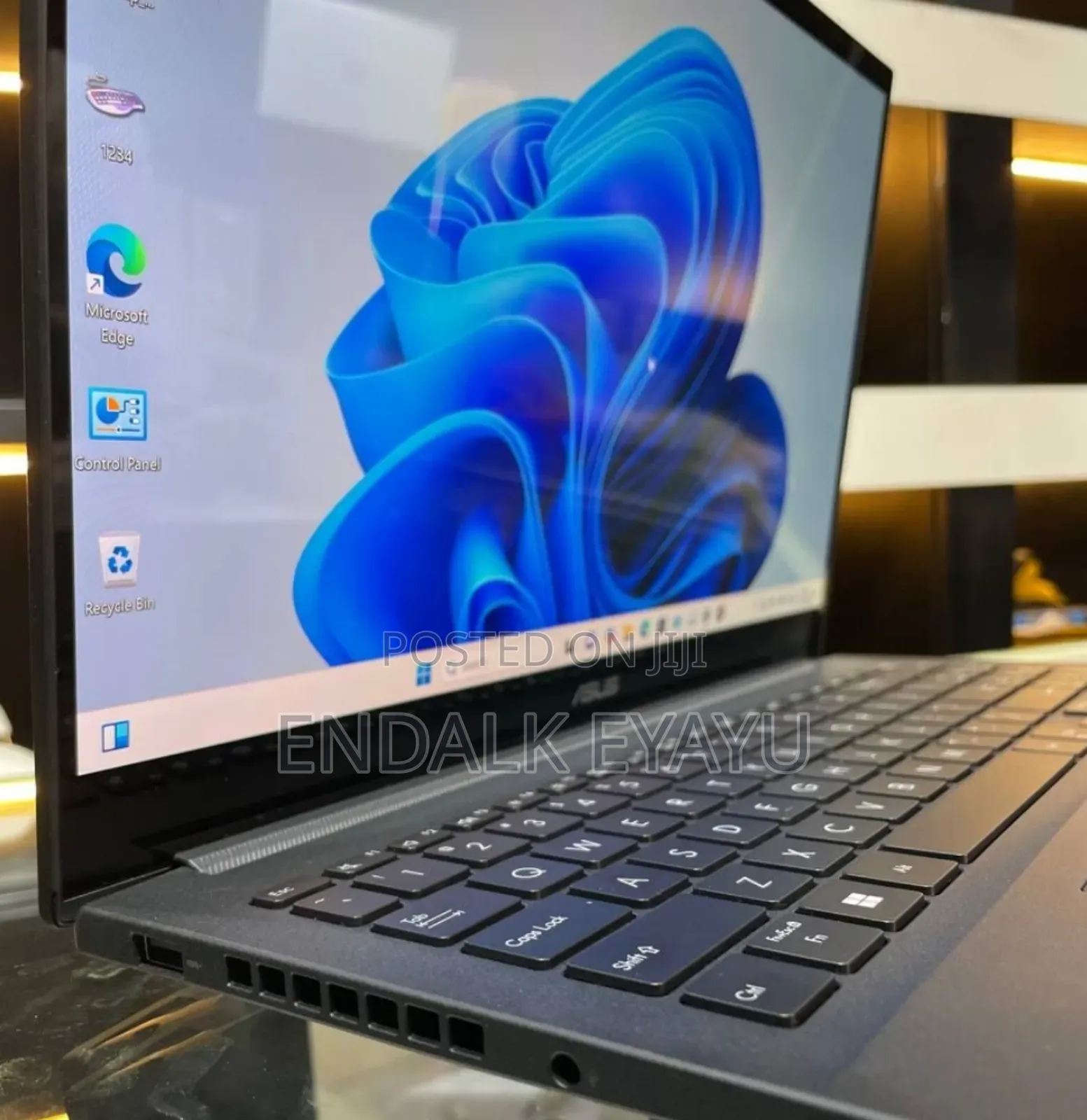 New Laptop Asus 16GB Intel Core I9 SSD 1T