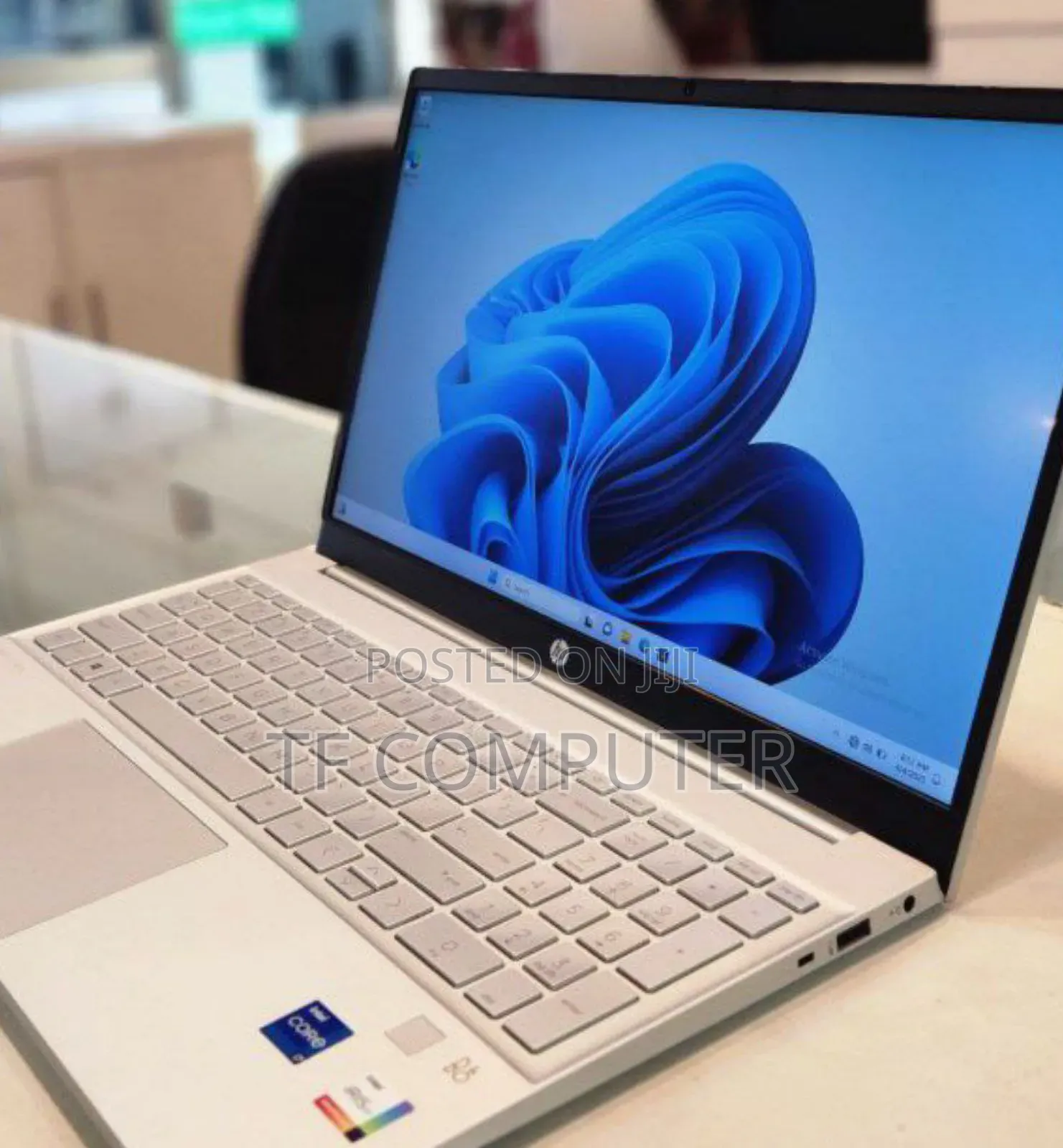 New Laptop HP Pavilion 15 16GB Intel Core I7 SSD 512GB