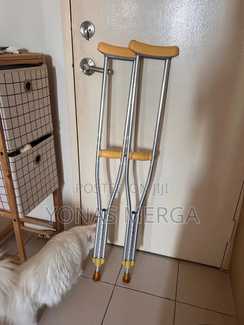 Axillary Crutches።皿walking Assistance for Different Case