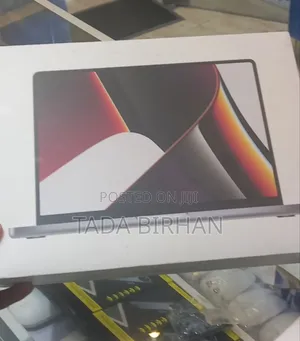 New Laptop Apple MacBook Pro M1 16GB Intel Core I7 SSD 512GB