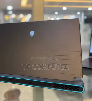 New Laptop Alienware M15 R3 16GB AMD Ryzen 7 SSD 512GB